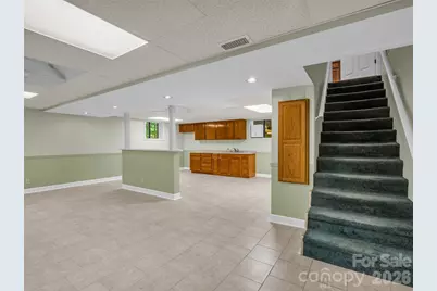 156 Deer Run, Hendersonville, NC 28739 - Photo 26