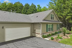 11 Outlook Cir, Swannanoa, NC 28778 - Photo 2