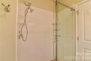 11 Outlook Cir, Swannanoa, NC 28778 - Photo 16