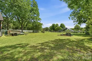116 Marion St, Clover, SC 29710 - Photo 22
