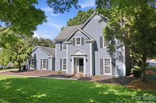 8729 Totteridge Dr, Charlotte, NC 28277 - Photo 2
