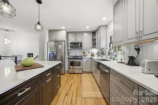 1325 Braeburn Rd, Charlotte, NC 28211 - Photo 14