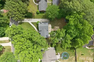 1325 Braeburn Rd, Charlotte, NC 28211 - Photo 38