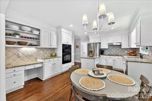 10216 Hollybrook Dr, Charlotte, NC 28277 - Photo 20