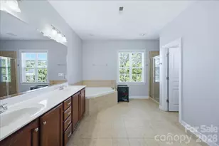 1825 Laveta Rd, Charlotte, NC 28269 - Photo 20