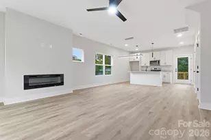 228 Summit Ave, Albemarle, NC 28001 - Photo 2