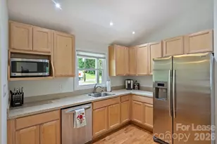2027 Wensley Dr, Charlotte, NC 28210 - Photo 4