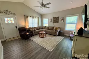 106 Hilltop St, Stanfield, NC 28163 - Photo 4