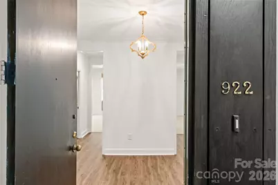 922 Cherokee Road, Charlotte, NC 28207 - Photo 2