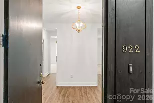 922 Cherokee Rd, Charlotte, NC 28207 - Photo 2
