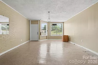 401 E Gay Street, Lancaster, SC 29720 - Photo 2