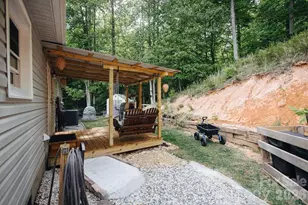 9 Bent Twig Dr, Old Fort, NC 28762 - Photo 4