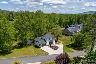 24 Copper Mill Ct, Candler, NC 28715 - Photo 2