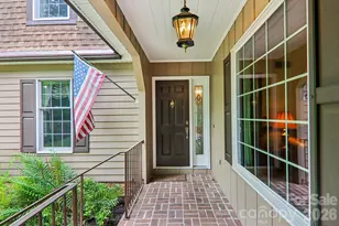 104 Finley St, Hendersonville, NC 28739 - Photo 6