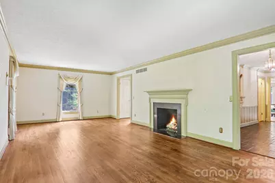 104 Finley Street, Hendersonville, NC 28739 - Photo 8