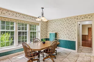 104 Finley St, Hendersonville, NC 28739 - Photo 16