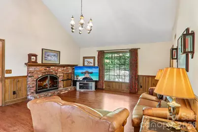104 Finley Street, Hendersonville, NC 28739 - Photo 14