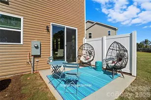7527 Hodges Meadow Ln, Charlotte, NC 28213 - Photo 24