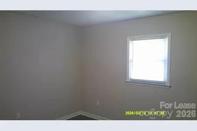 1324 7th Avenue SW, Hickory, NC 28602 - Photo 8