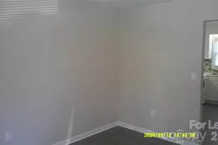 1324 7th Ave SW, Hickory, NC 28602 - Photo 4