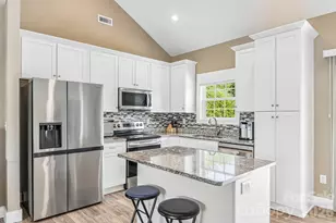 464 Riverwind Dr, Hendersonville, NC 28739 - Photo 12