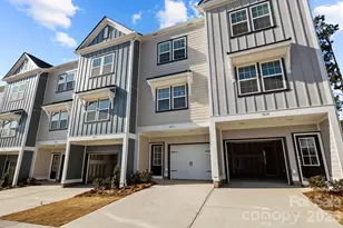 3228 Butler Hl Dr, Matthews, NC 28105 - Photo 2