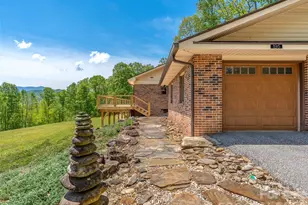 195 Red Bird Rd, Spruce Pine, NC 28777 - Photo 4
