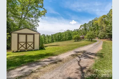 195 Red Bird Road, Spruce Pine, NC 28777 - Photo 48