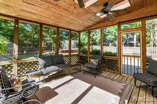 9912 Hanover Hollow Dr, Charlotte, NC 28210 - Photo 32