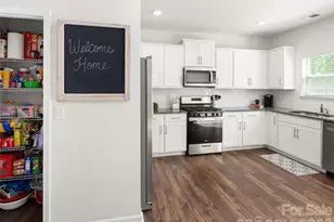 734 Fountain Pk Blvd, Asheville, NC 28806 - Photo 10