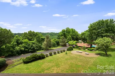 305 Piney Mountain Drive #J2, Asheville, NC 28805 - Photo 28