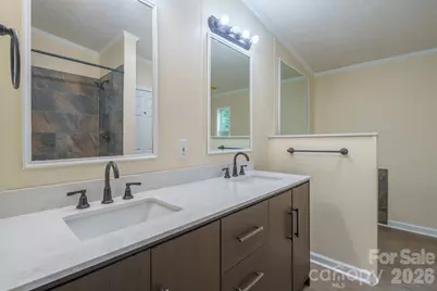 2780 Orangewood Lane, Newton, NC 28658 - Photo 30