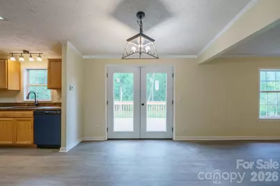 2780 Orangewood Lane, Newton, NC 28658 - Photo 18