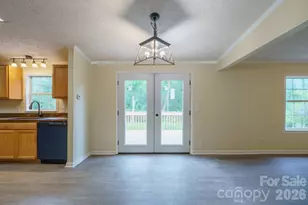 2780 Orangewood Ln, Newton, NC 28658 - Photo 18