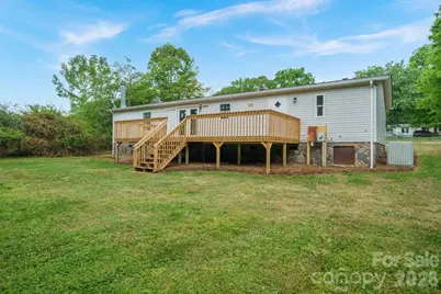2780 Orangewood Lane, Newton, NC 28658 - Photo 6