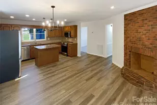 561 Briarwood Ln, Lancaster, SC 29720 - Photo 4