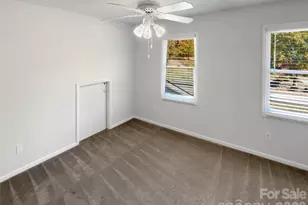 561 Briarwood Ln, Lancaster, SC 29720 - Photo 8