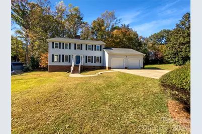 561 Briarwood Lane, Lancaster, SC 29720 - Photo 2