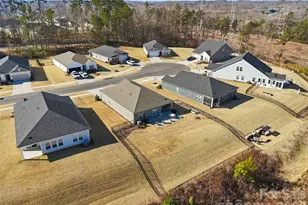 4915 Trigney Ct, Charlotte, NC 28214 - Photo 38