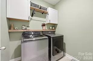 4915 Trigney Ct, Charlotte, NC 28214 - Photo 18