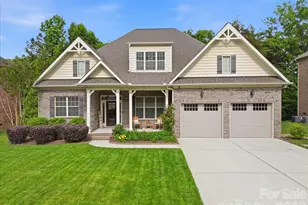 4005 Stonehill Ln, Matthews, NC 28104 - Photo 1