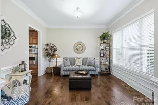 4005 Stonehill Ln, Matthews, NC 28104 - Photo 8