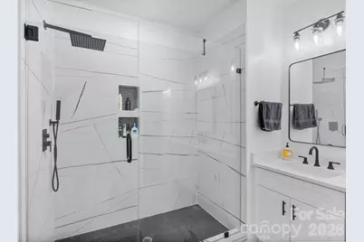 8925 Harrisburg Road, Charlotte, NC 28215 - Photo 24
