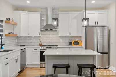 8925 Harrisburg Road, Charlotte, NC 28215 - Photo 12