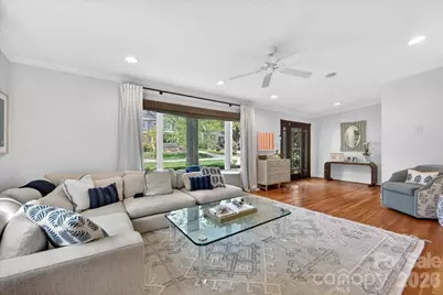 3209 Fairfax Drive, Charlotte, NC 28209 - Photo 10