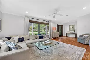 3209 Fairfax Dr, Charlotte, NC 28209 - Photo 10