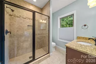 221 Courtland Pl, Asheville, NC 28801 - Photo 28