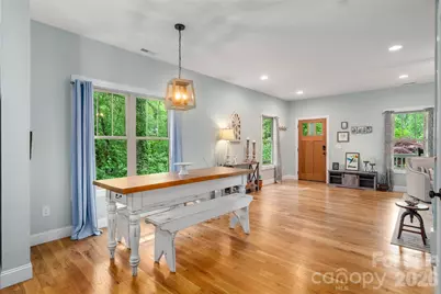 221 Courtland Place, Asheville, NC 28801 - Photo 12