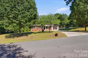1903 Robyn Ave, Shelby, NC 28152 - Photo 8