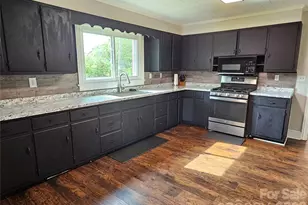 5136 Sherrill Dr, Granite Falls, NC 28630 - Photo 16